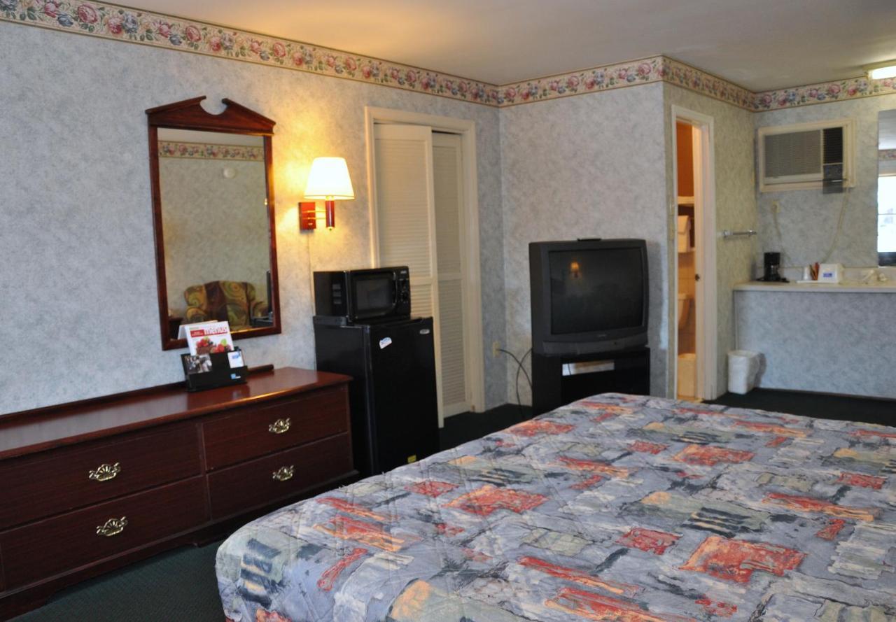 Merrimac Inn & Suites Williamsburg Bagian luar foto