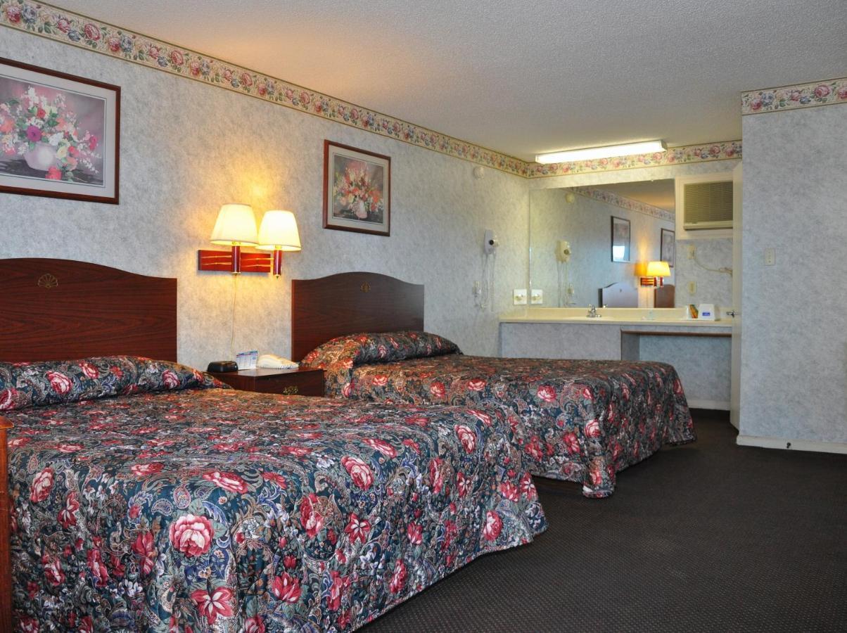 Merrimac Inn & Suites Williamsburg Bagian luar foto